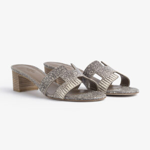 Oasis sandal
